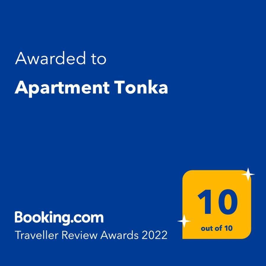 Apartment Tonka Vodice Exteriör bild