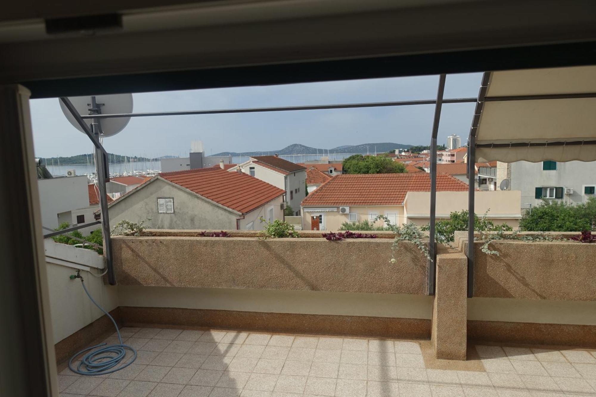 Apartment Tonka Vodice Exteriör bild