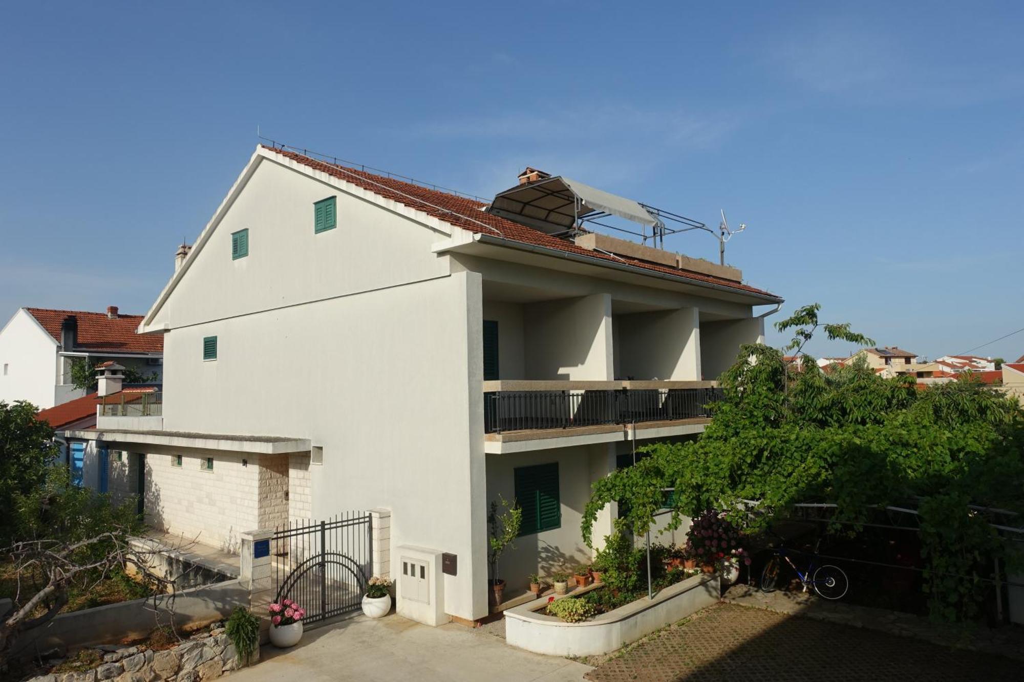Apartment Tonka Vodice Exteriör bild